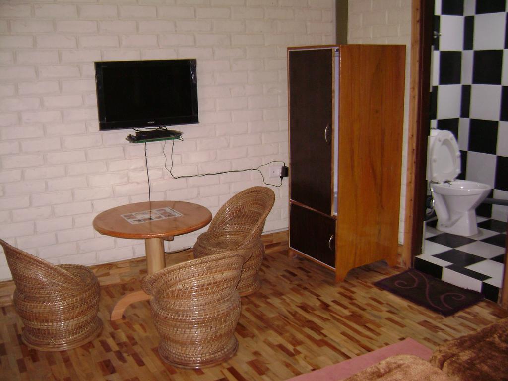 קלימפונג Deolo Cliff Eco Resort מראה חיצוני תמונה